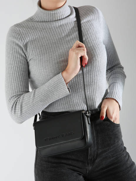 Sac BandouliÃ¨re Essentiel Polyurethane Tommy hilfiger Noir essentiel AW16808 vue secondaire 1